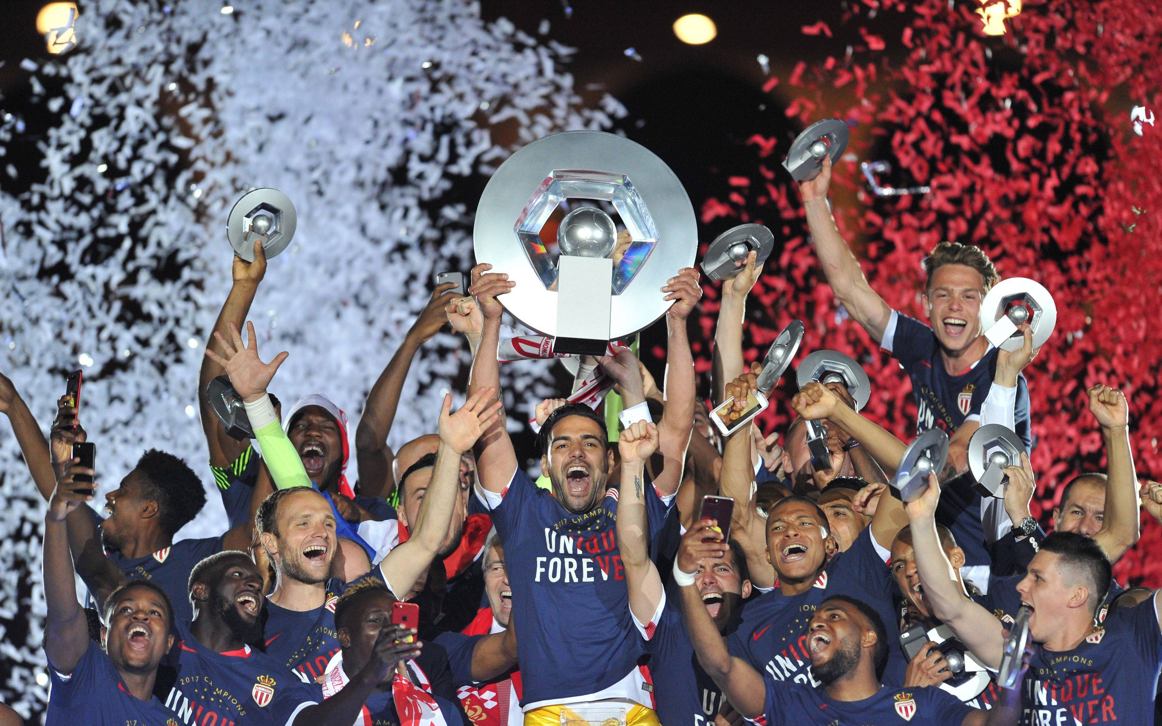 关于欧国联冠军奖杯将流向哪支球队的信息