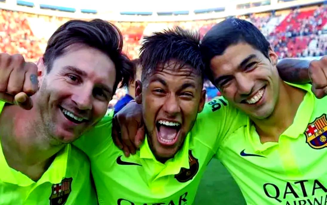 包含梅西加盟巴黎，或将与内马尔携手演绎巴黎恩怨的词条