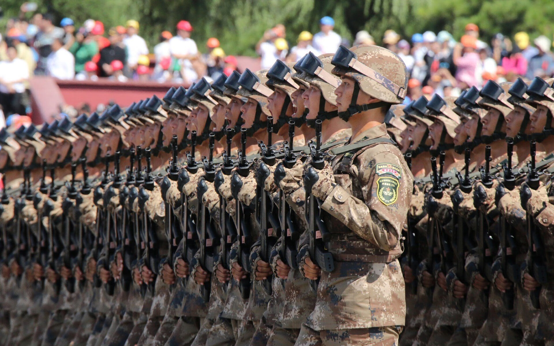 奥亚尔萨瓦尔闪电双响，葡萄牙体育客场速胜里昂
