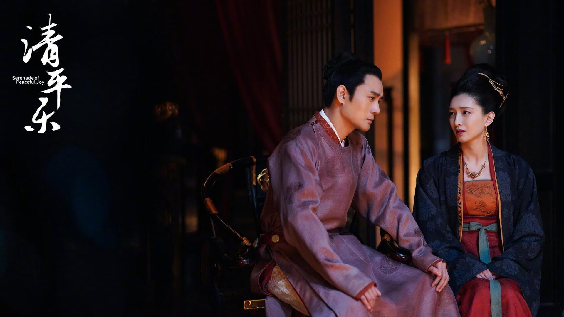 铁壁与利刃，一个足球周末的两种冠军哲学