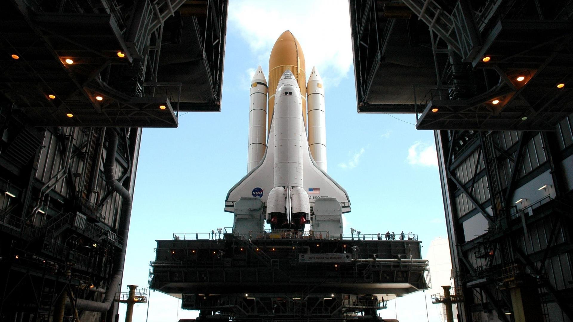 绿茵与硬木的双重奏，若日尼奥的掌控与洪都拉斯的团队风暴